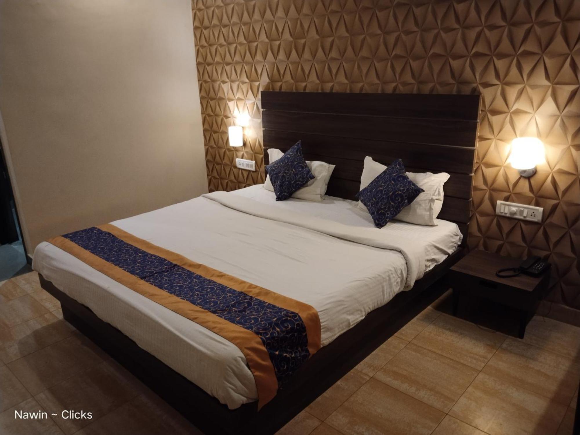 Redfox Hotel- Aminjikarai Chennai Exterior photo